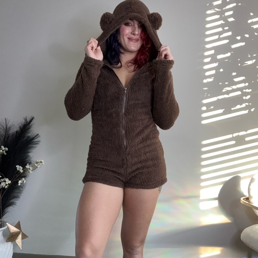 Fluffy bear ears hoody romper with zip